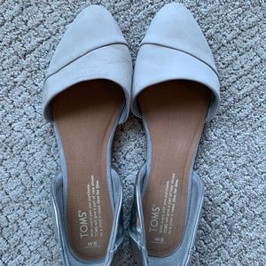 Tom’s silver flats